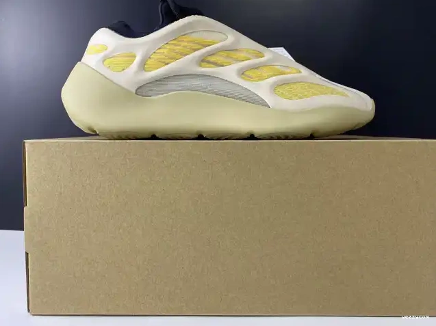 V3 YEEZY ADIDAS SRPHYM
